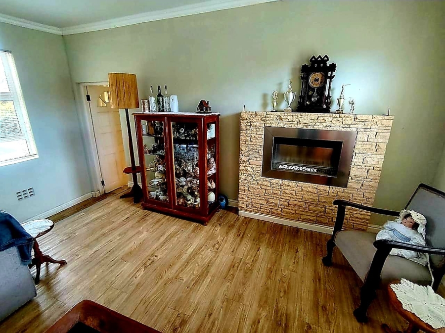 6 Bedroom Property for Sale in Kidds Beach Eastern Cape